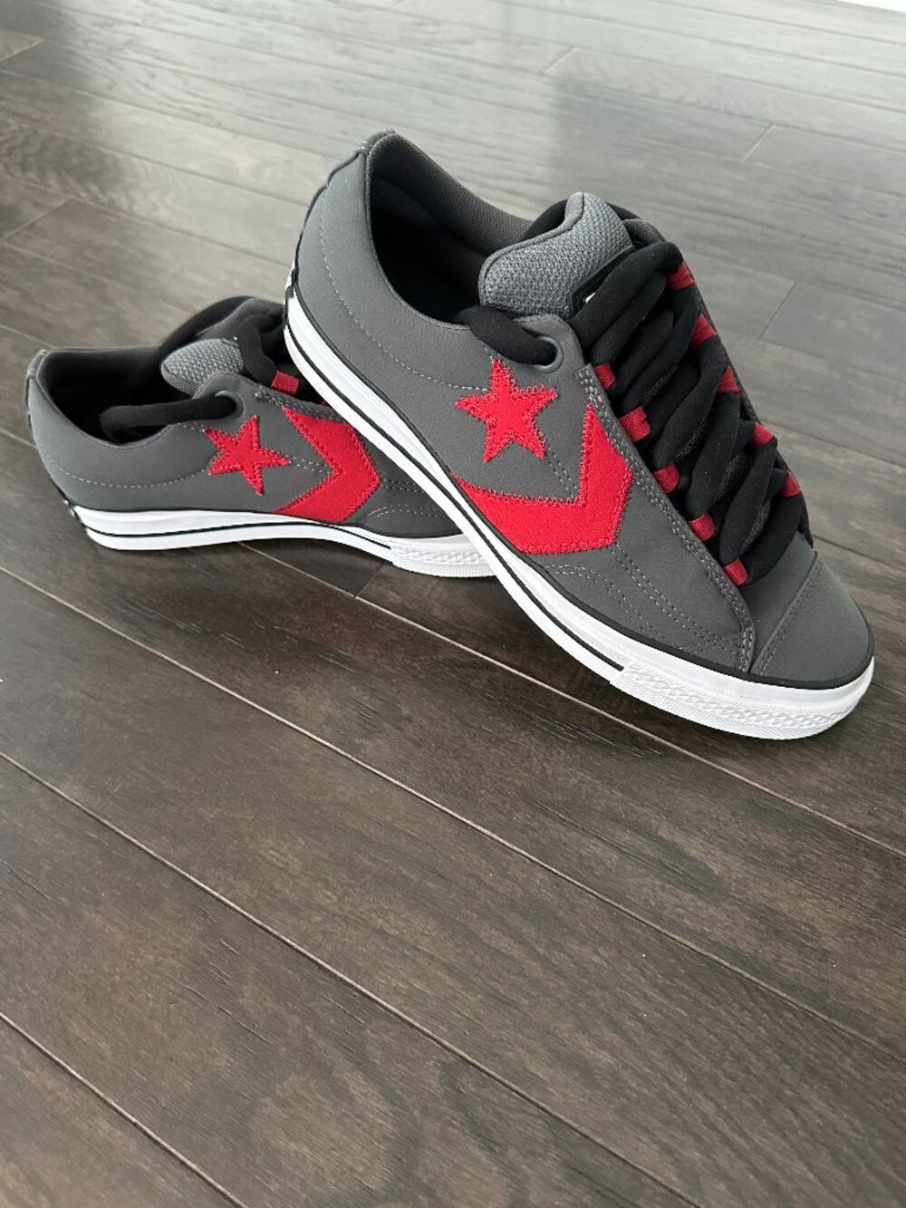 Converse Star Player 76 Low 'Puff - Dark Matter' Gray & Red US Men's Sz 10 Shoes